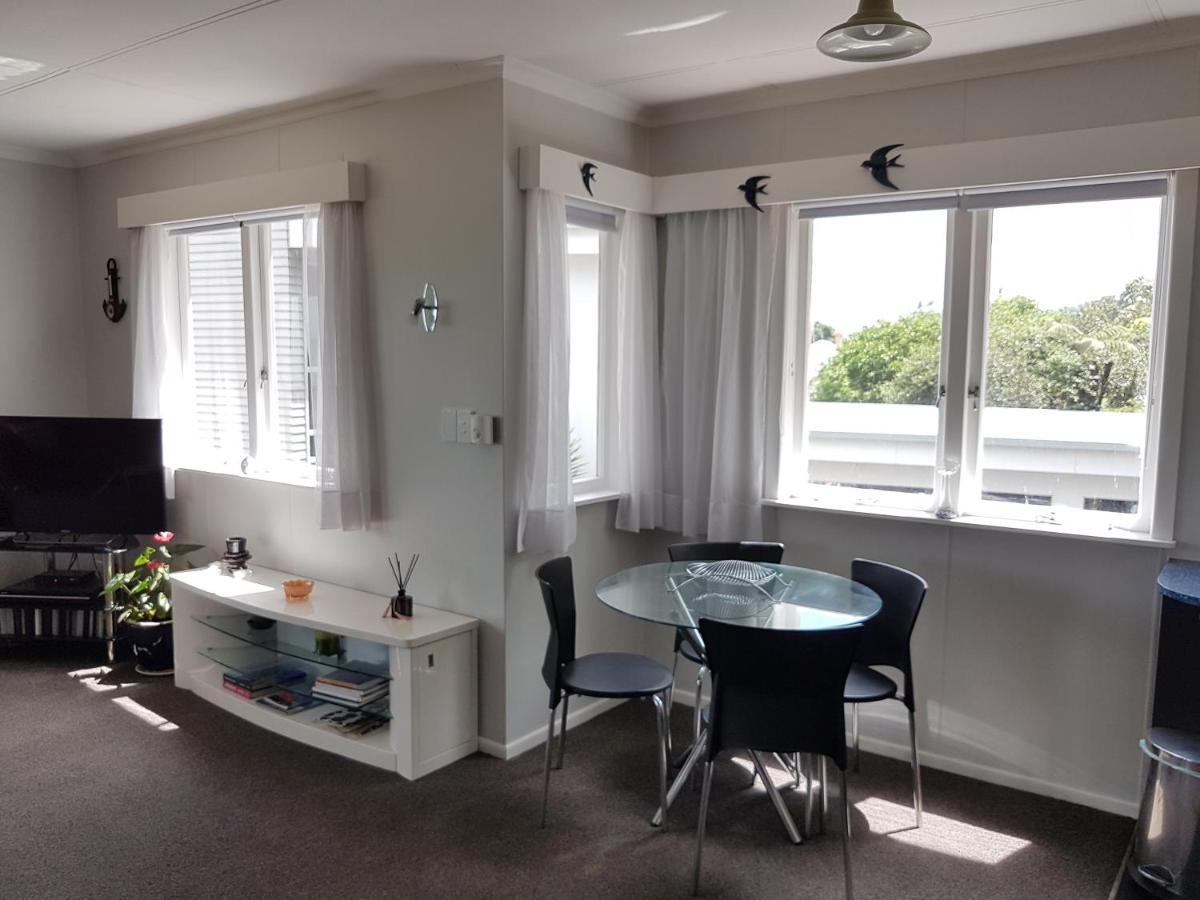 Coromandel Tapu - Beachfront Escape Luaran gambar